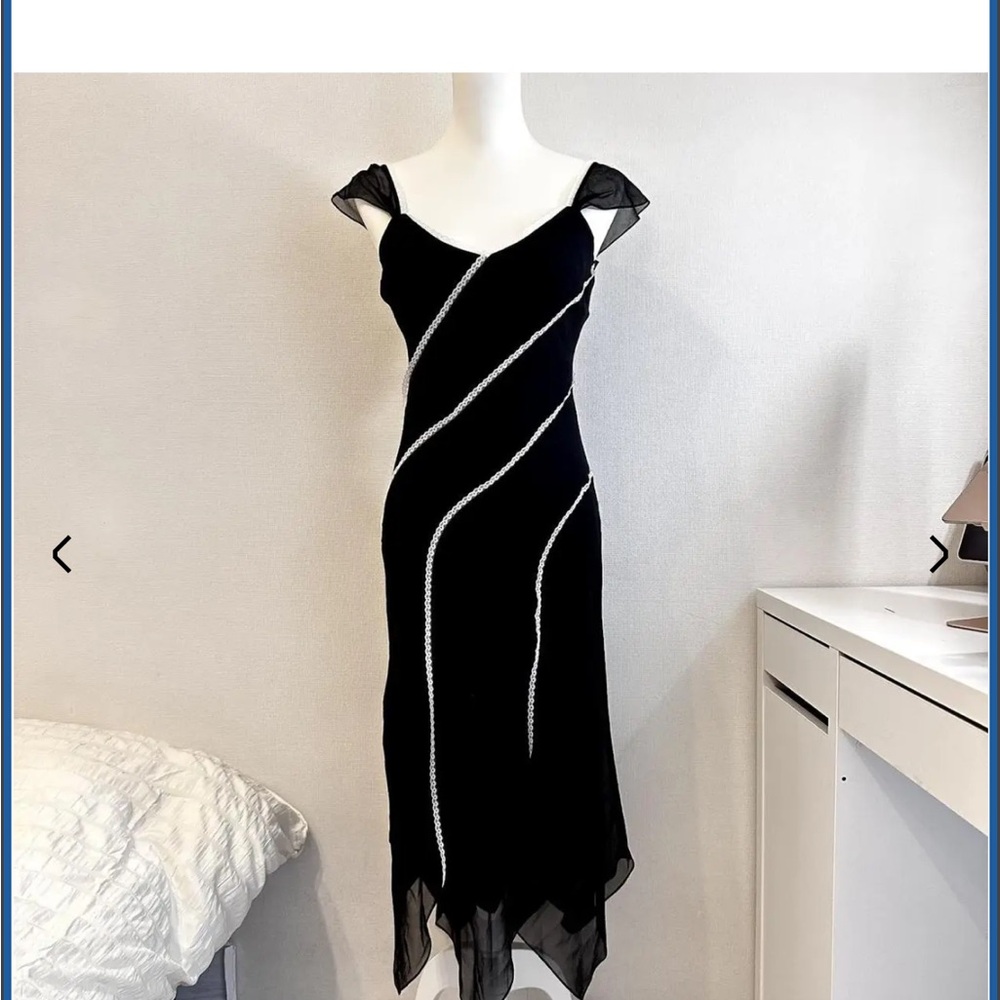 BCBGMaxAzria Black Asymmetrical Dress with White Trim 100% silk